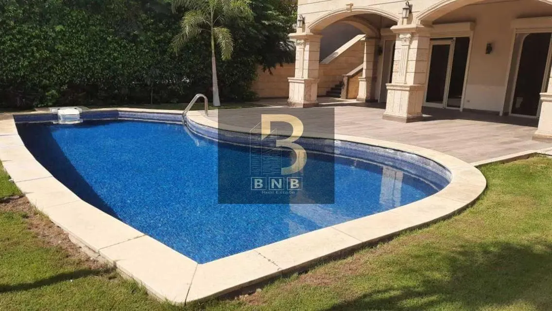 Stunning 3-Bedroom Apartment with Private Pool and Garden