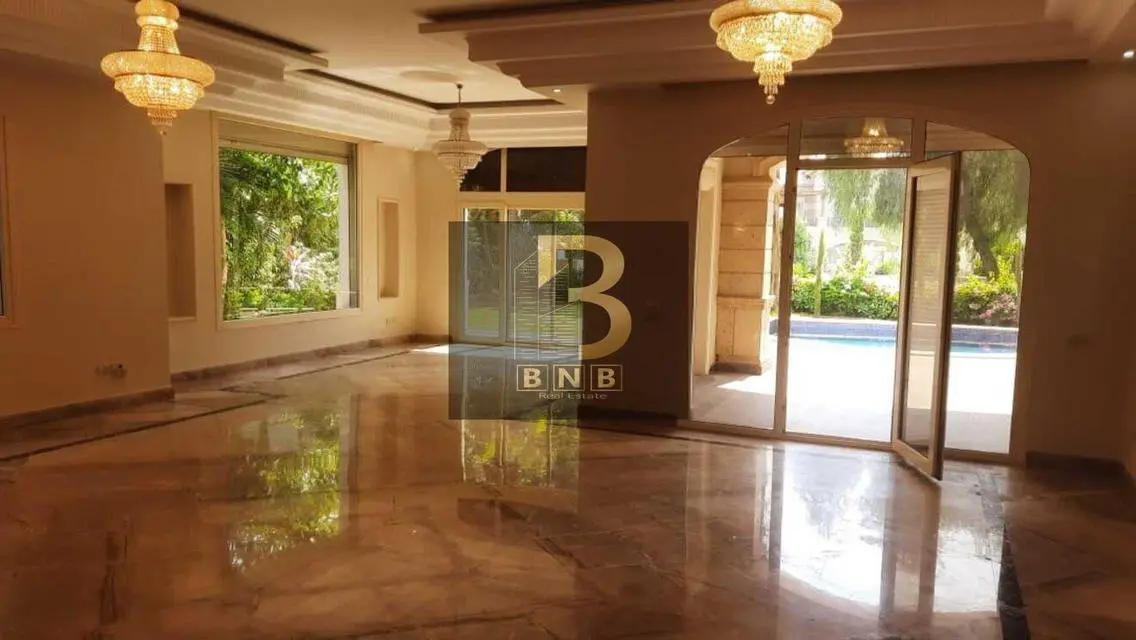 Stunning 3-Bedroom Apartment with Private Pool and Garden