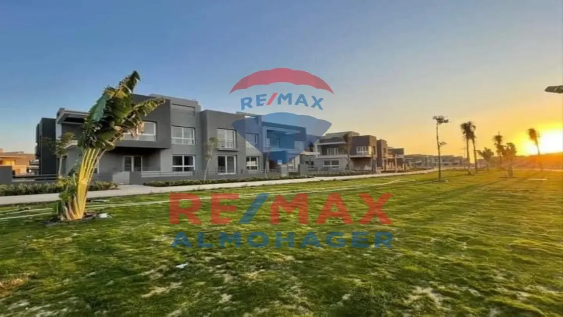 Luxury Apartment for Sale with Spacious Layout and Private Garden