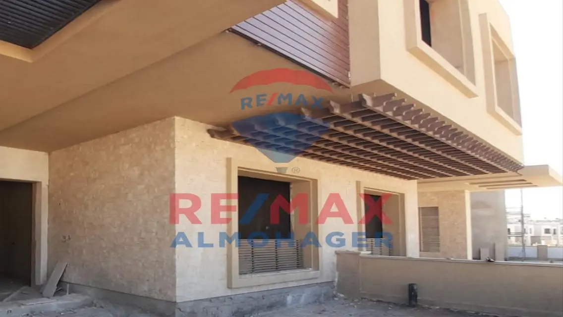 Luxury Apartment for Sale in RW-10