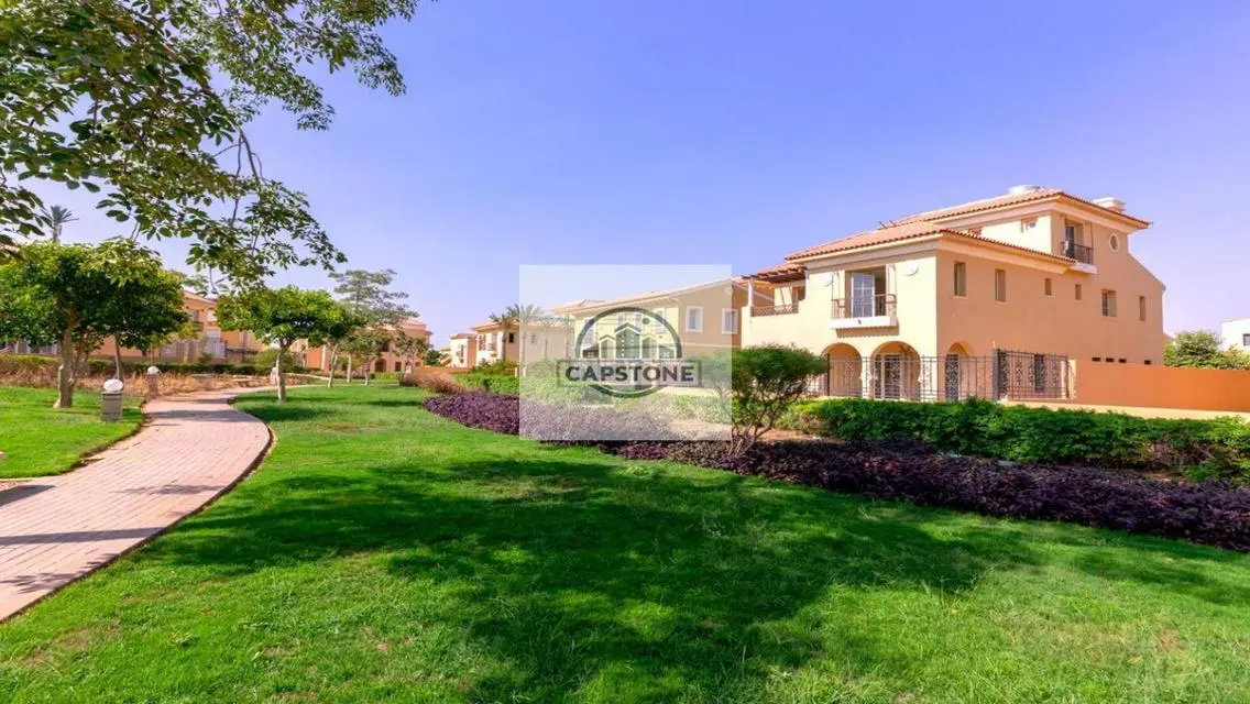 For Sale villa in new Cairo  5% over 10 Years