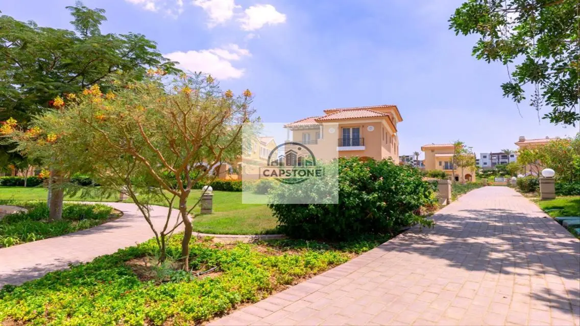 For Sale villa in new Cairo  5% over 10 Years