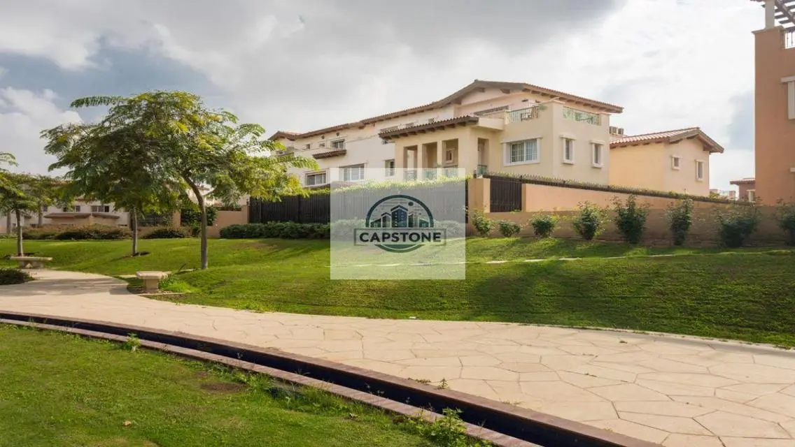 For Sale villa in new Cairo  5% over 10 Years