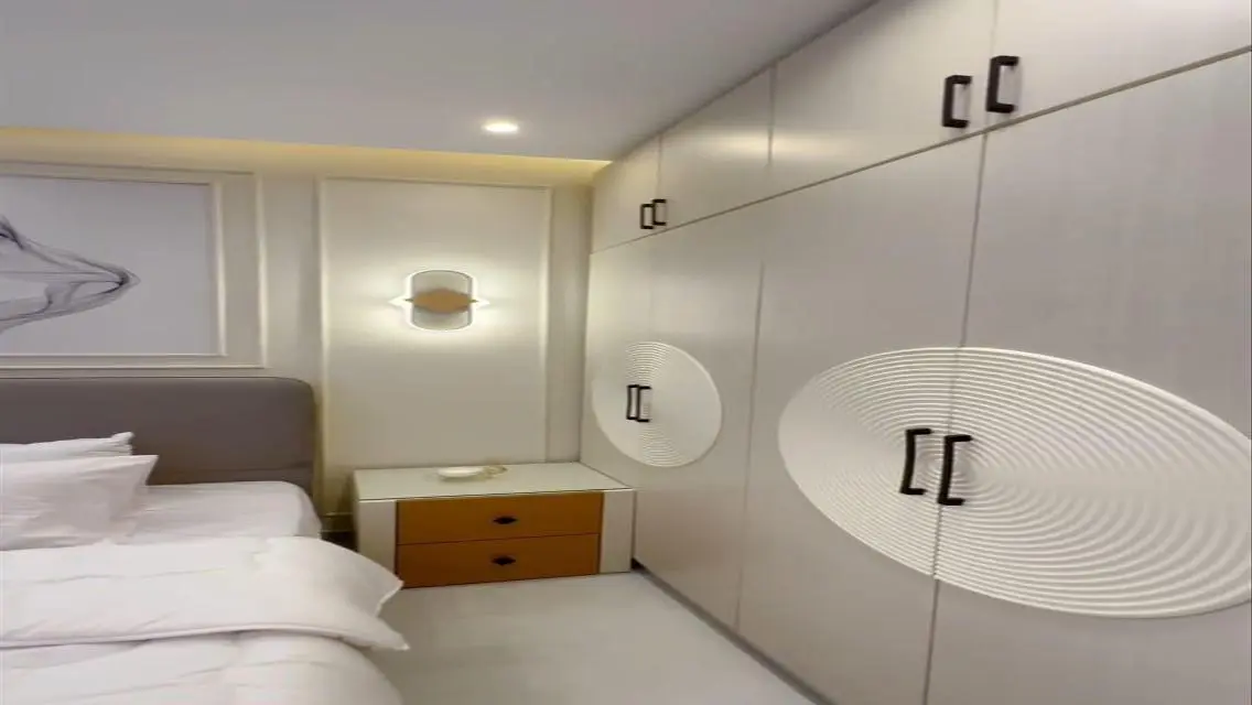 شقه للبيع بشارع سوريا الرءيسي في المهندسين بالفرش