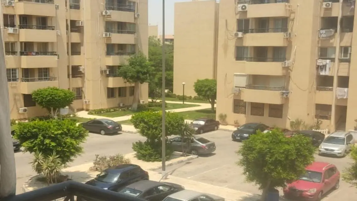 شقة للبيع جاهزه للسكن126م فى المرحلة الخامسة