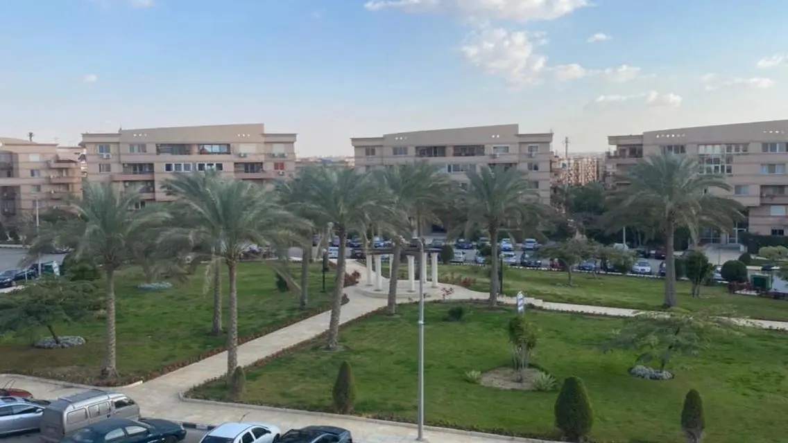 Apartment For Sale160m In Phase4 With Kitchen