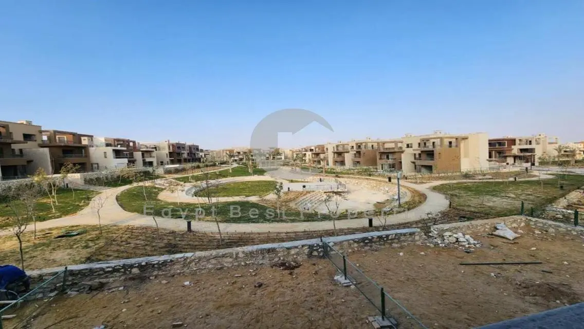تاون هاوس في ويست ريدج  بسعر مميز جدا