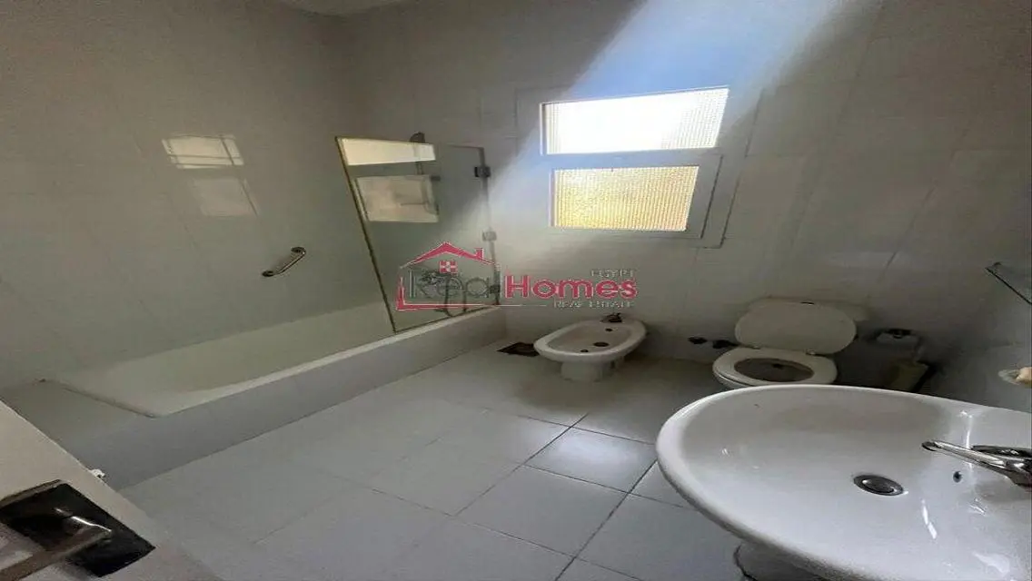 Unique apartment for rent with balcony garden view