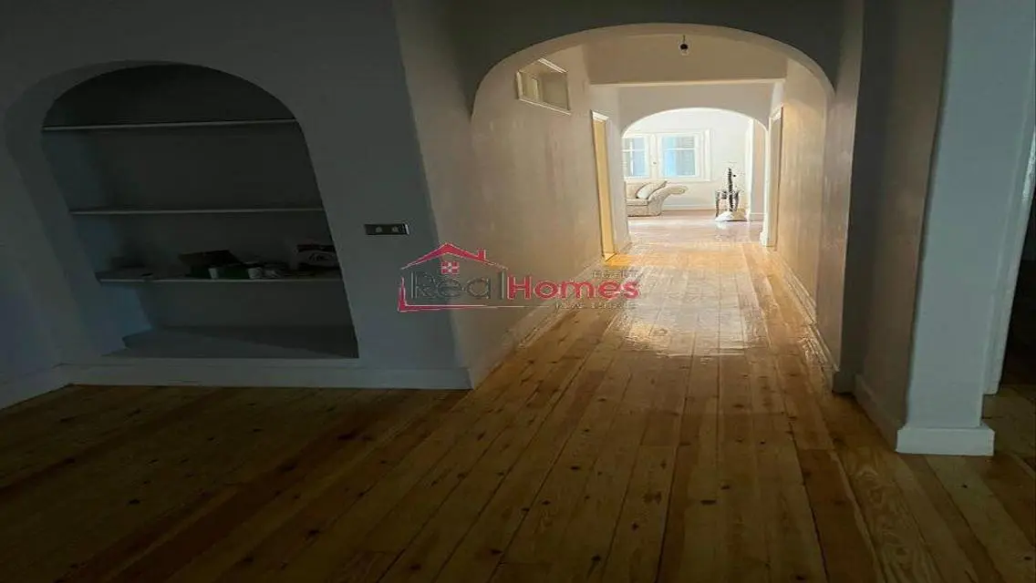 Unique apartment for rent with balcony garden view