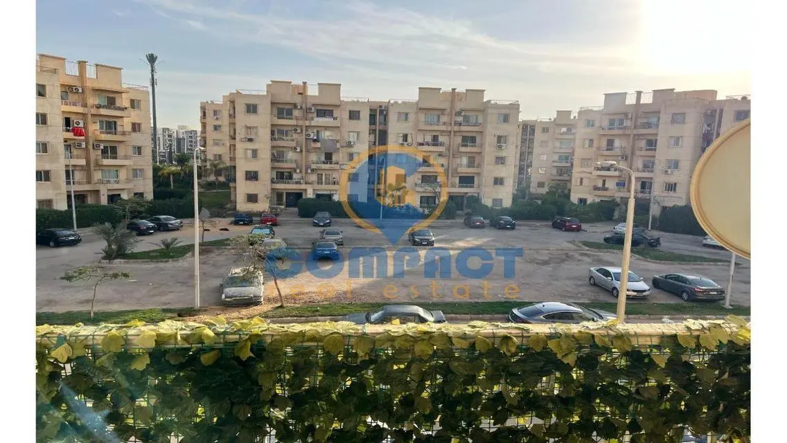 فيو مفتوح رائع لوكيشن مميز بتشطيب سوبر لوكس بالفرش