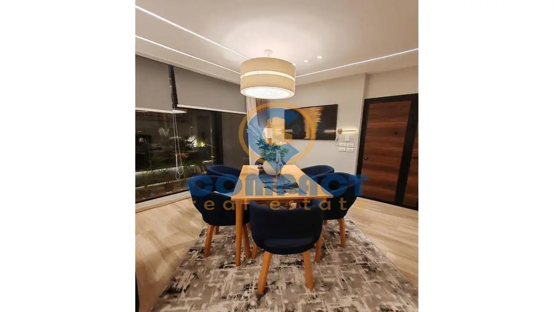 ارضى بحديقة ومدخل خاص فرشluxury لوكيشن وسعر مميز