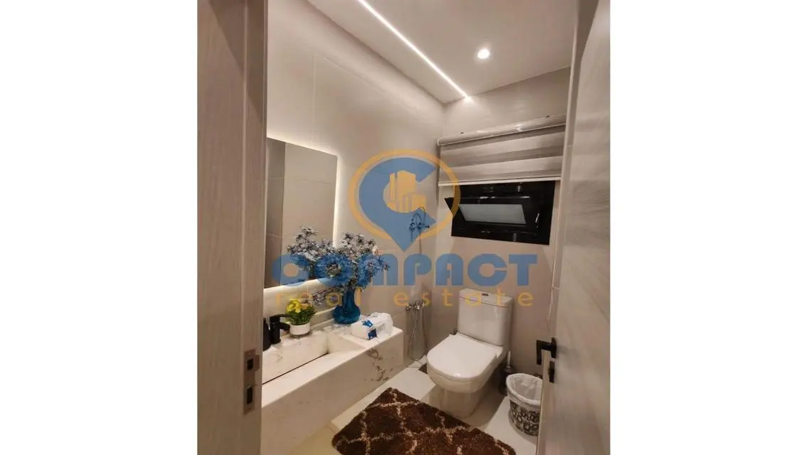 ارضى بحديقة ومدخل خاص فرشluxury لوكيشن وسعر مميز
