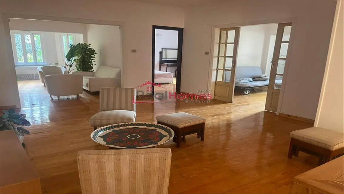 Bright high ceiling furnished apartment for rent