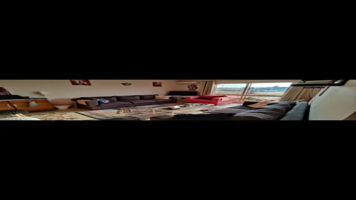 شقه ارضى بحديقه للايجار فى المستقبل بالشيخ زايد