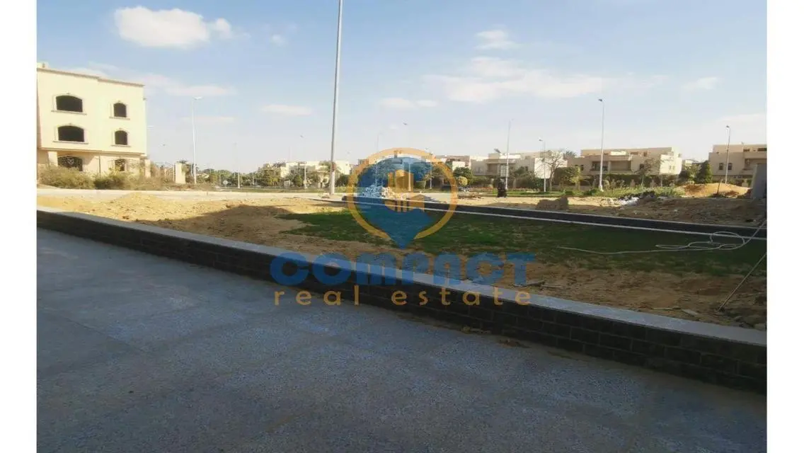 ادارى او سكنى بحديقه خاصه ومدخل خاص أول سكن متشطبه