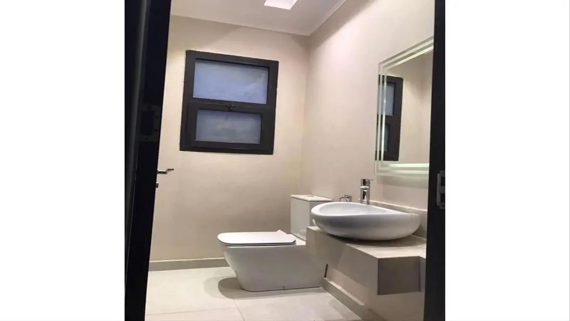 Apartment for rent in Westown Beverly Hills,