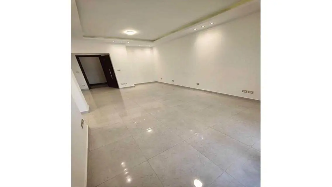 Apartment for rent in Westown Beverly Hills,