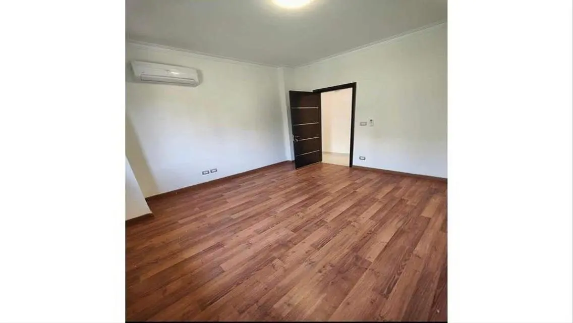Apartment for rent in Westown Beverly Hills,