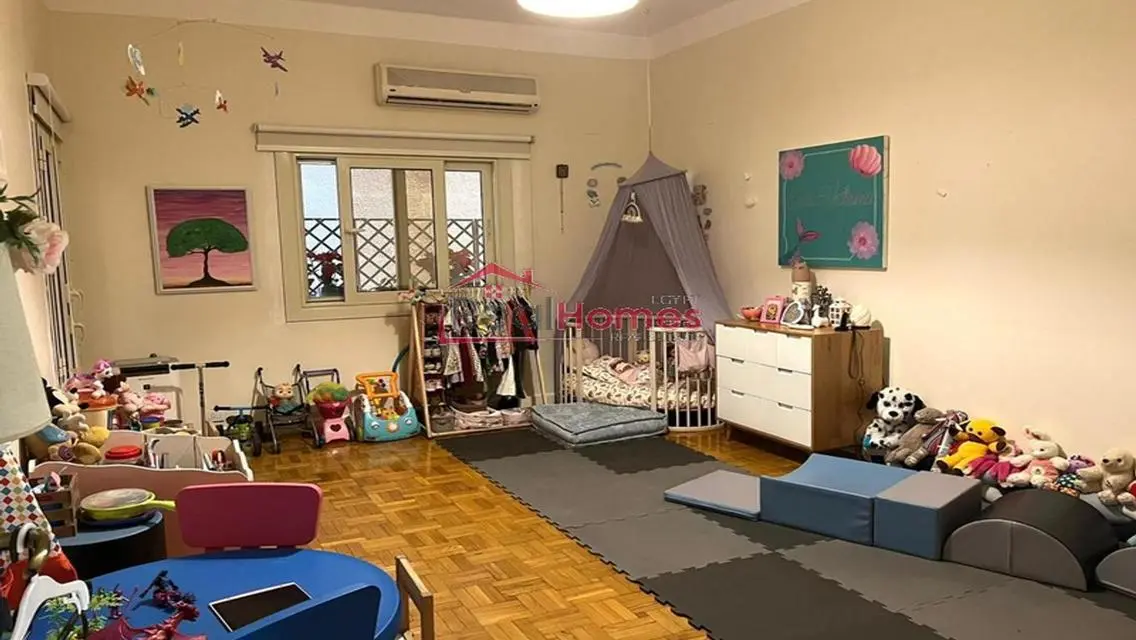 Unique high ceiling apartment in south zamalek
