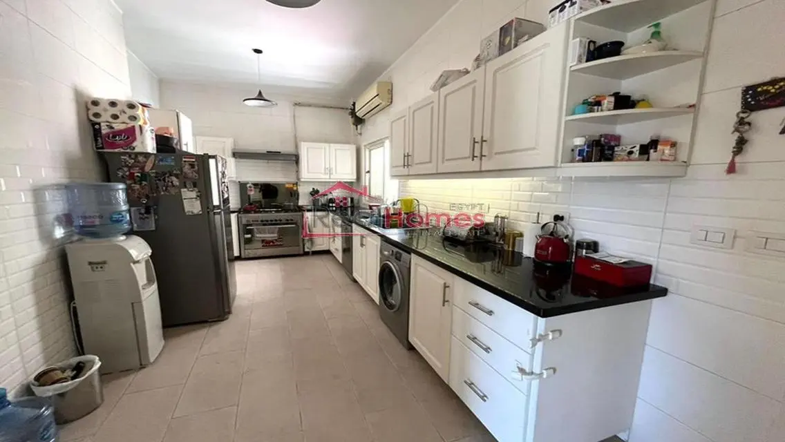 Unique high ceiling apartment in south zamalek