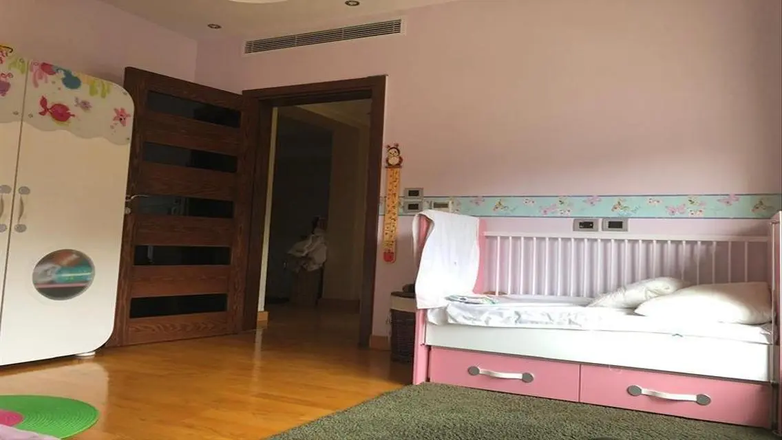 تاون هاوس للبيع أو للإيجار في لا تيرا تشطيب كامل