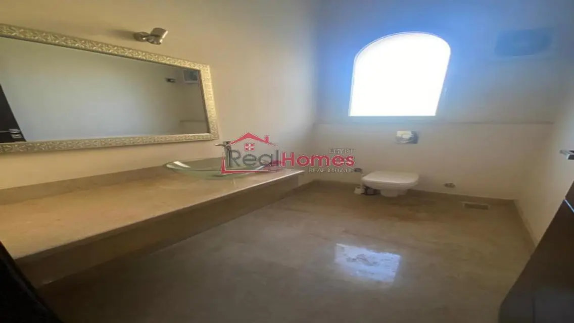Newly renovated villa for rent at october hills 1