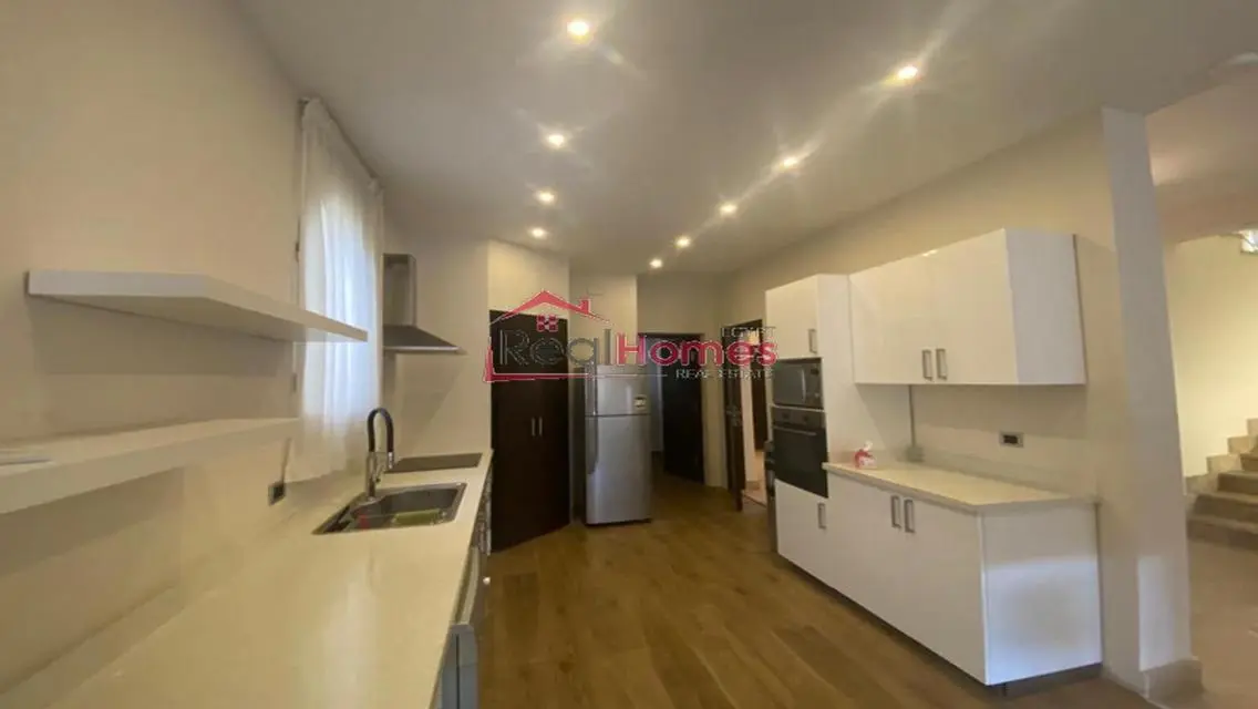 Newly renovated villa for rent at october hills 1