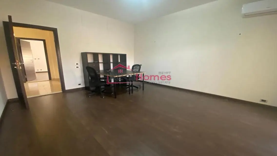 Newly renovated villa for rent at october hills 1