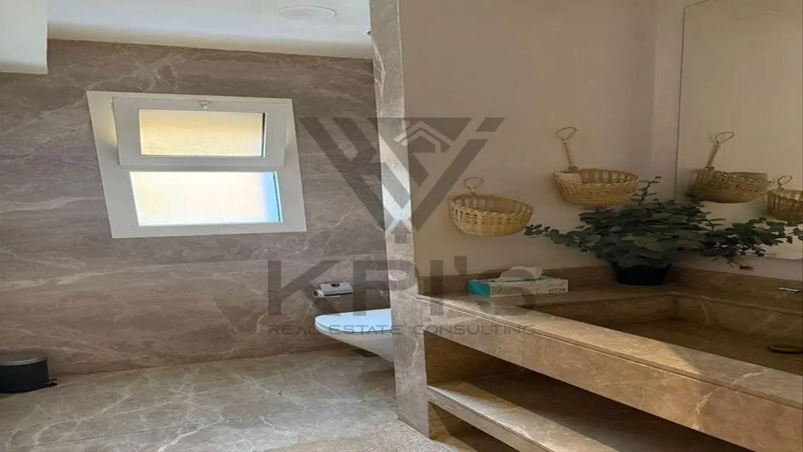 Luxurious Property for Sale with Extensive Amenities