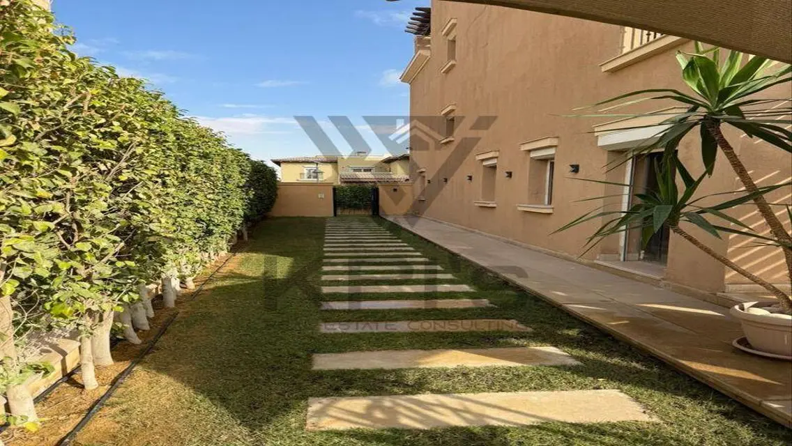 Luxurious Property for Sale with Extensive Amenities