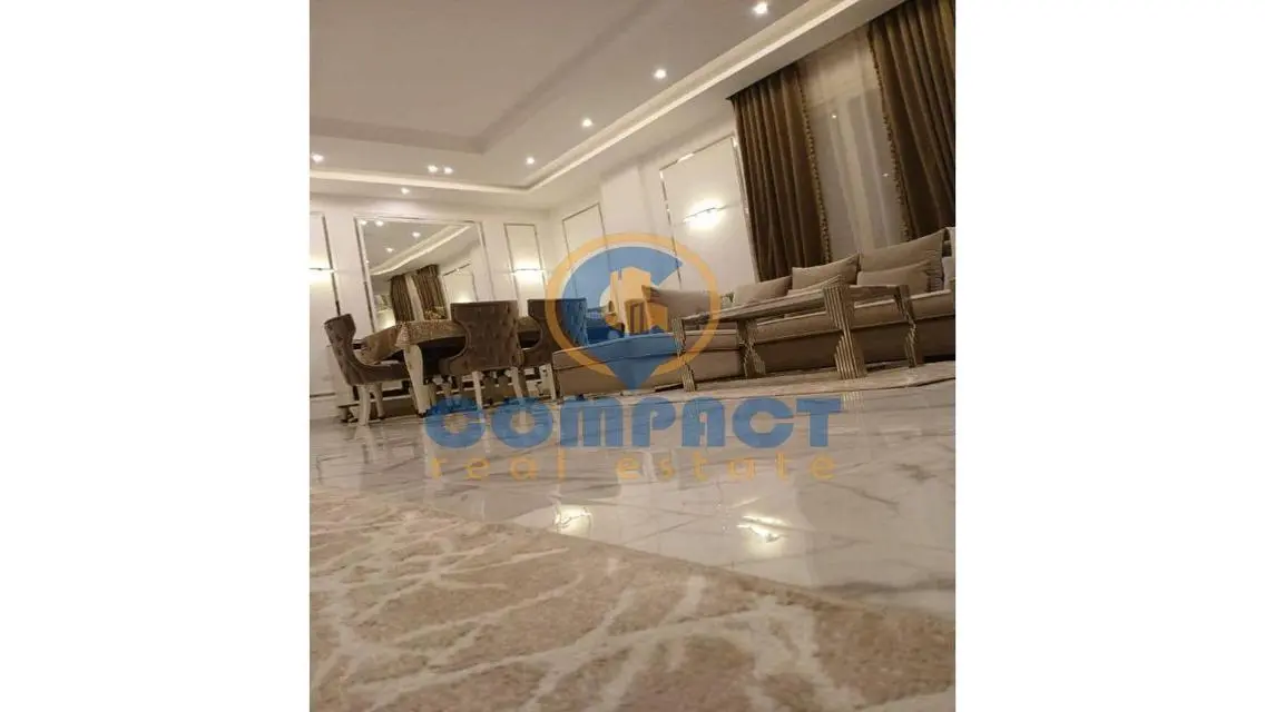 لوكيشن مميز وتشطيب سوبر لوكس وفرش مودرن بالتكييفات