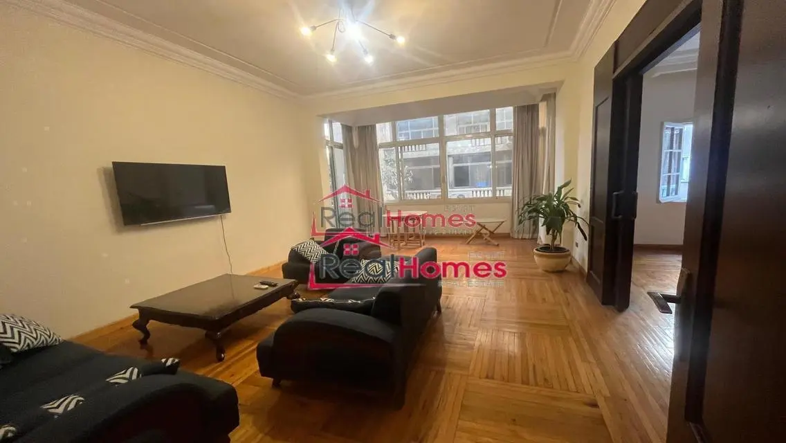unique high ceiling apartment (good catch)