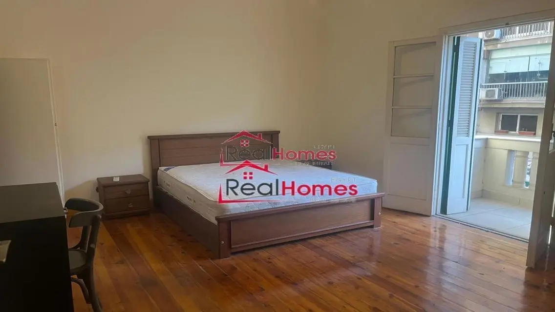 unique high ceiling apartment (good catch)