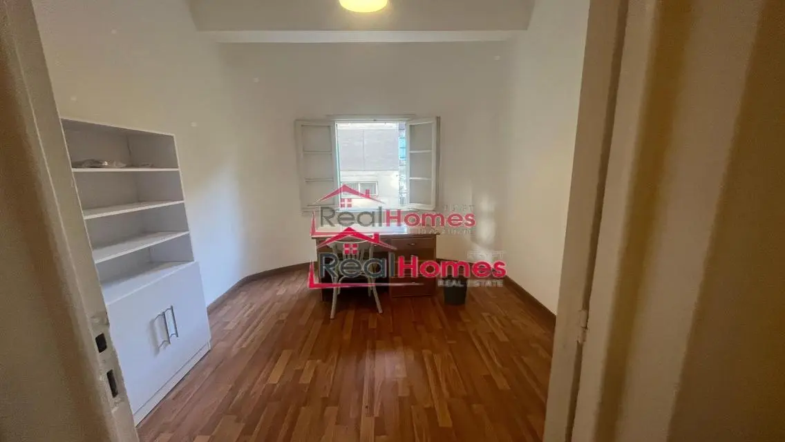 unique high ceiling apartment (good catch)