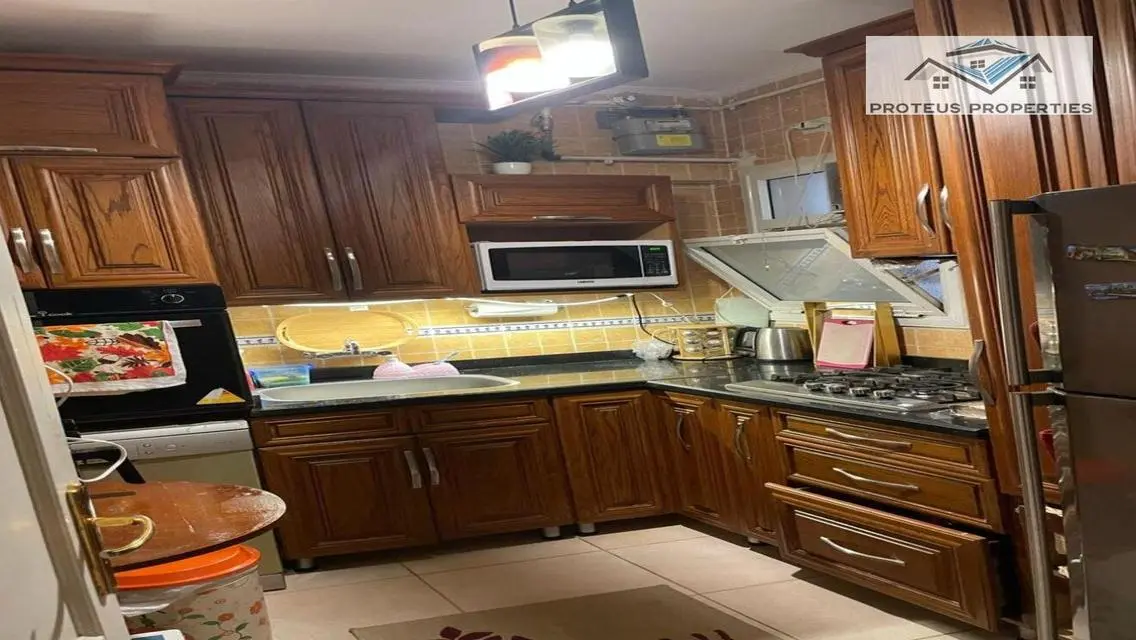 شقه للبيع فى الرحاب 99 متر بجانب مسجد عثمان