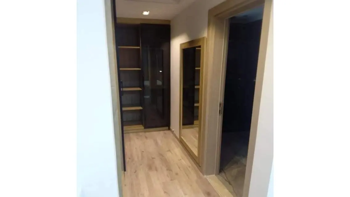 For sale Eastown  Fully furnished apartment with 