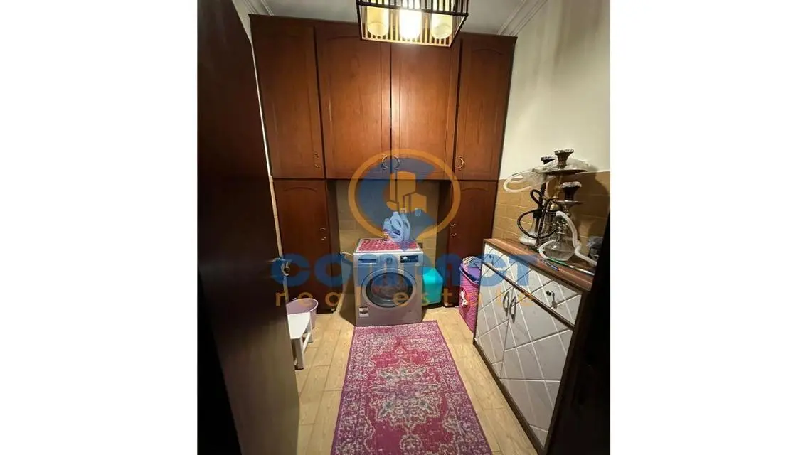 دور أرضي بحديقة خاصة لوكيشن ممتاز وتشطيب سوبر لوكس