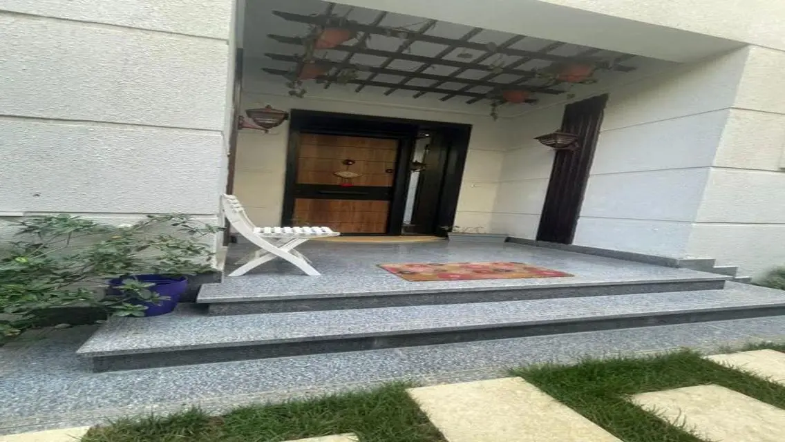 Apartment with garden ready to move +Special price