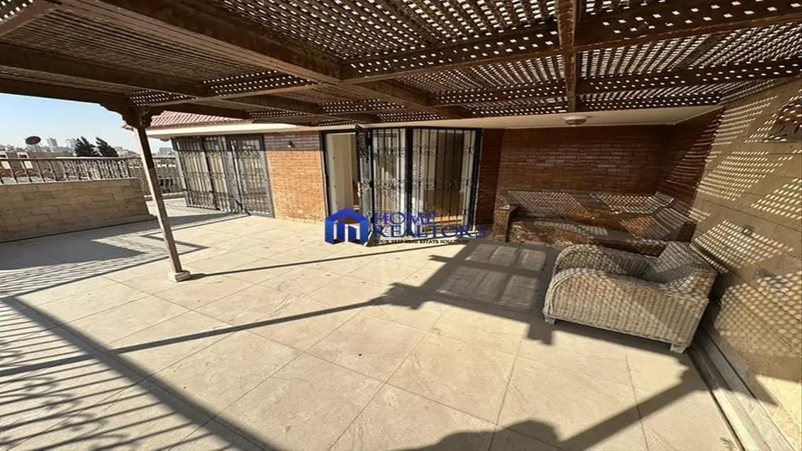 Amazing Large Penthouse For Rent At Maadi Degla