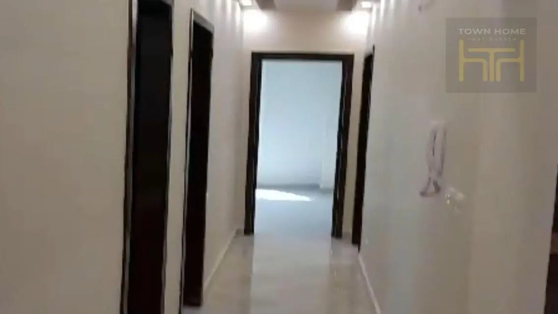 شقه للايجار في مدينة الرحاب 136م تشطيبات سوبر لوكس