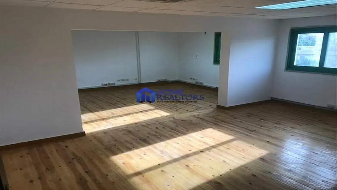 Full Floor With License For Rent In Maadi Sarayat