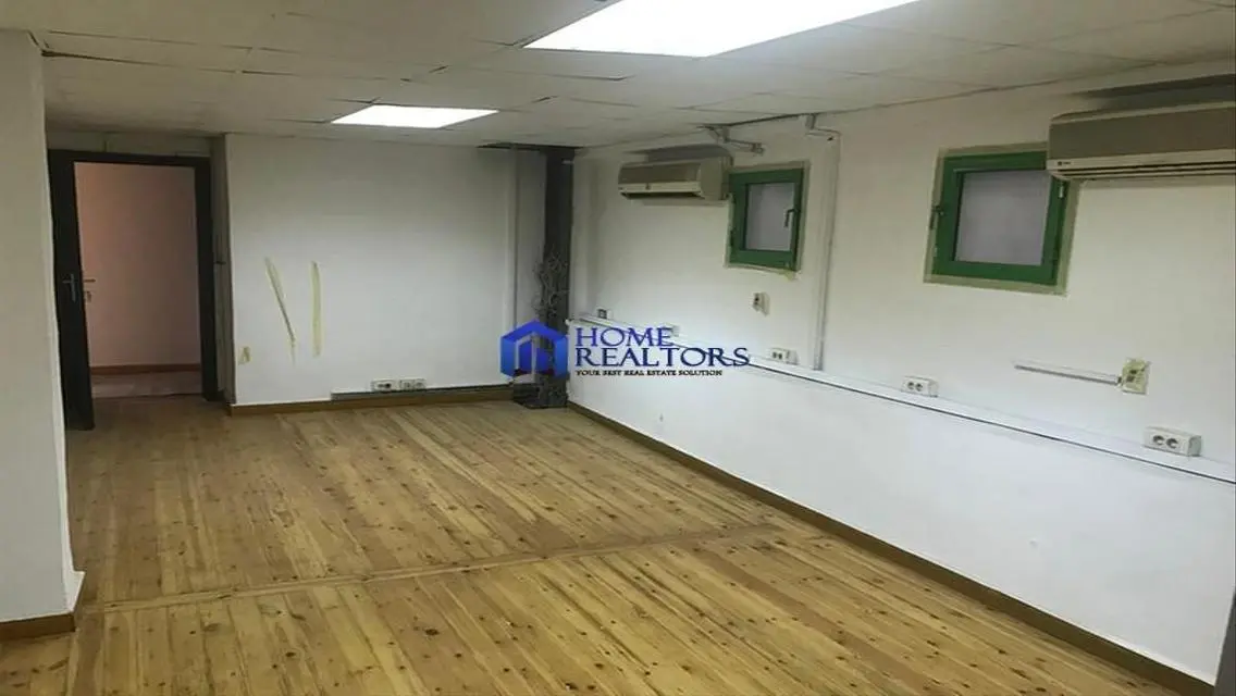 Full Floor With License For Rent In Maadi Sarayat