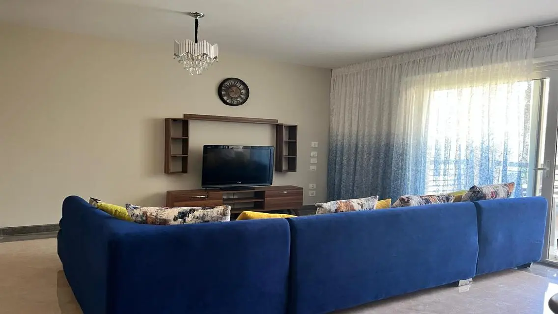 شقة للإيجار – نيو جيزة (وستريدج)