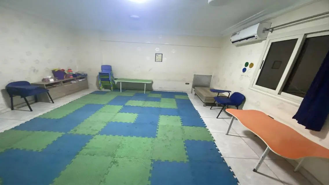 شقة للايجار طبي اداري A Class برايم لوكيشن ع ش الهرم
