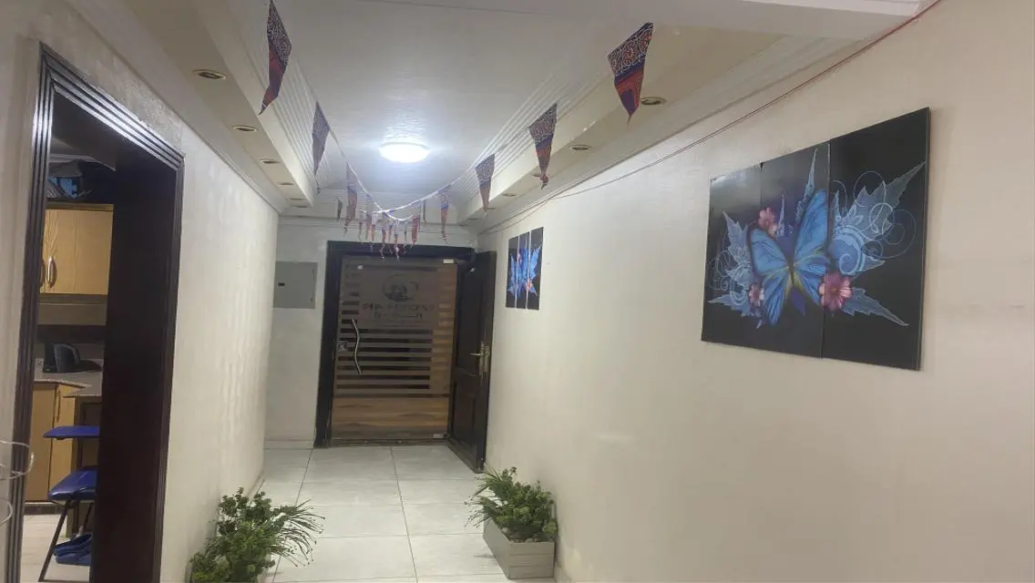 شقة للايجار طبي اداري A Class برايم لوكيشن ع ش الهرم