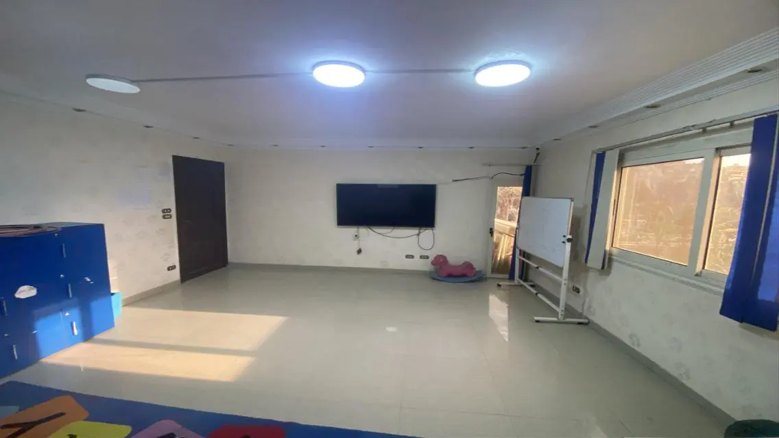 شقة للايجار طبي اداري A Class برايم لوكيشن ع ش الهرم
