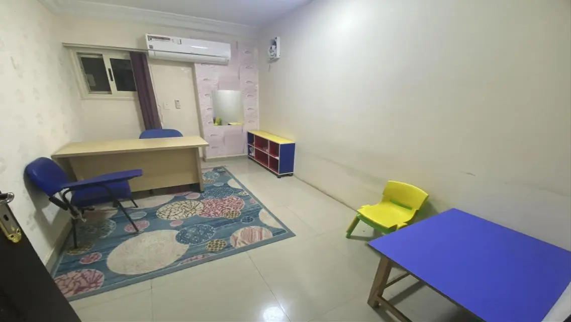 شقة للايجار طبي اداري A Class برايم لوكيشن ع ش الهرم
