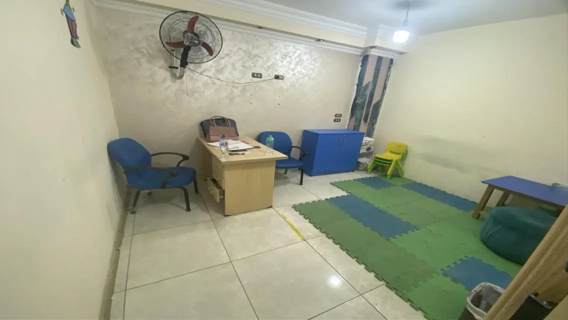 شقة للايجار طبي اداري A Class برايم لوكيشن ع ش الهرم