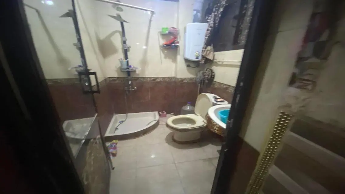 شقة للبيع مرخصة واجهه مميزه بموقع متميز ش ضياء بالهرم