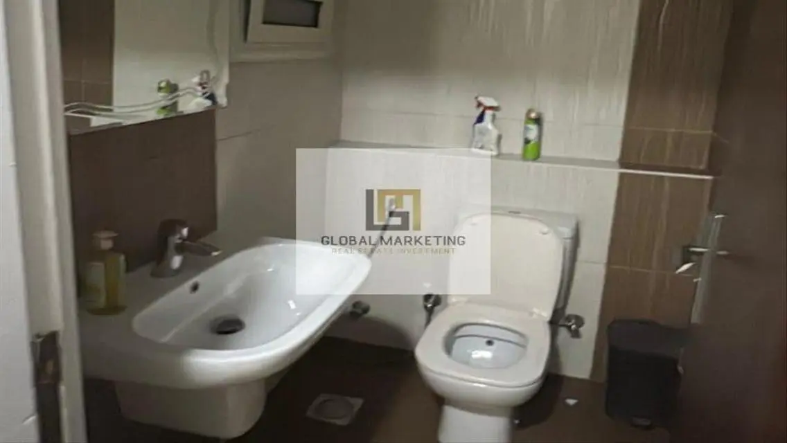 Finished Office 410m For Rent in South Teseen